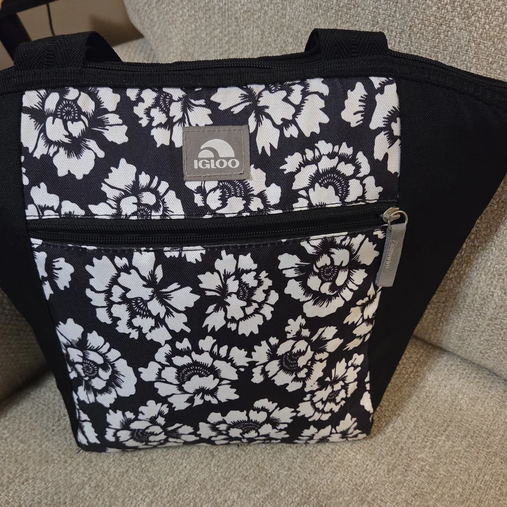 Igloo Black and White Floral Women's Bag - Picture 2 of 11